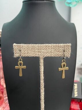 ✨Antique Brass Ankh Dangle Earrings - Egyptian Symbol✨Preloved